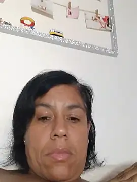 Chat +18 de Molly_newman6 ao vivo