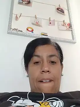 Chat XXX ao vivo de Molly_newman6