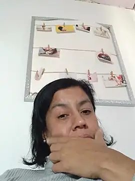 Chat +18 de Molly_newman6 ao vivo