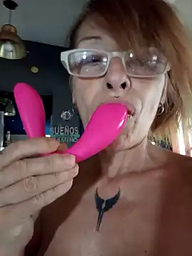 Pokazy przed kamerką – FrozenWaffle