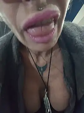 FrozenWaffle Live XXX-chat