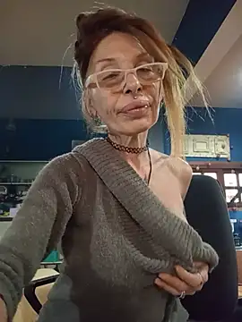 FrozenWaffle's Live XXX Chat