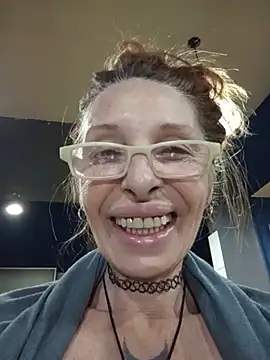 Chat +18 de FrozenWaffle ao vivo