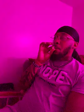 TooGoodConway23 Show in webcam
