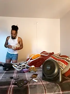 TooGoodConway23 Show in webcam