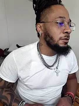 TooGoodConway23 Show in webcam