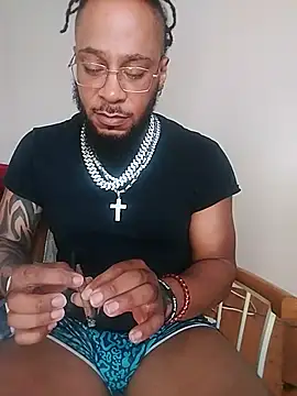 TooGoodConway23 Show in webcam