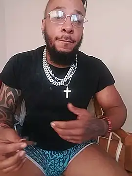 TooGoodConway23 Show in webcam