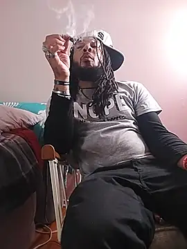 TooGoodConway23 Show in webcam