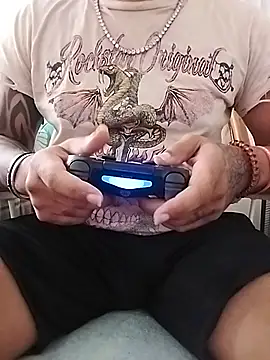 TooGoodConway23 Show in webcam