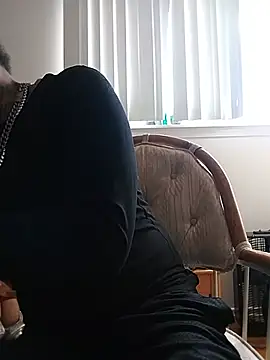 TooGoodConway23's Live Chat Room