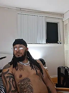 TooGoodConway23: διαδικτυακό σόου στην κάμερα
