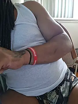 TooGoodConway23 Show in webcam