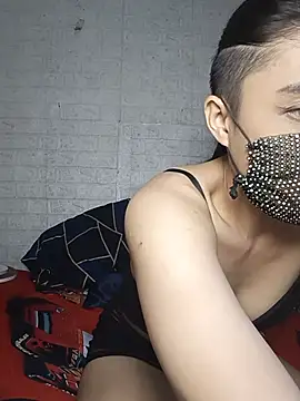 _Shimmerlyn_ Chat XXX in diretta