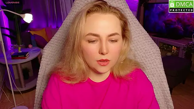 Mira_Mermayd Adlı Modelin Canlı XXX Sohbeti