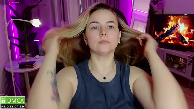 Mira_Mermayd Chat XXX live