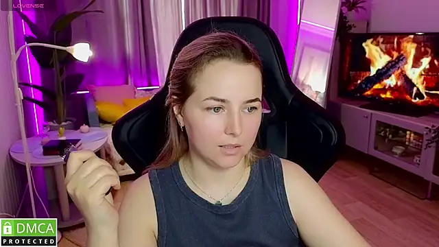 Mira_Mermayd Adlı Modelin Canlı XXX Sohbeti