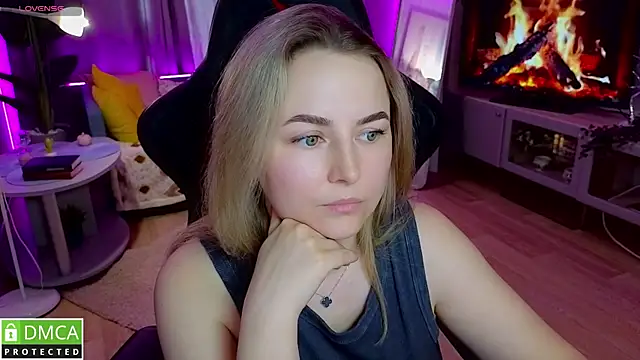 Chatroom XXX en direct de Mira_Mermayd