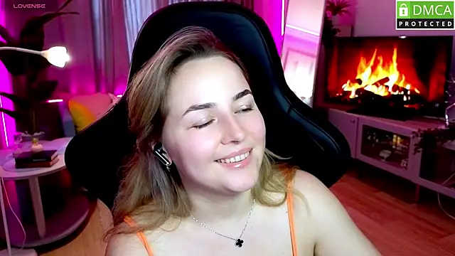 Živý XXX chat Mira_Mermayd