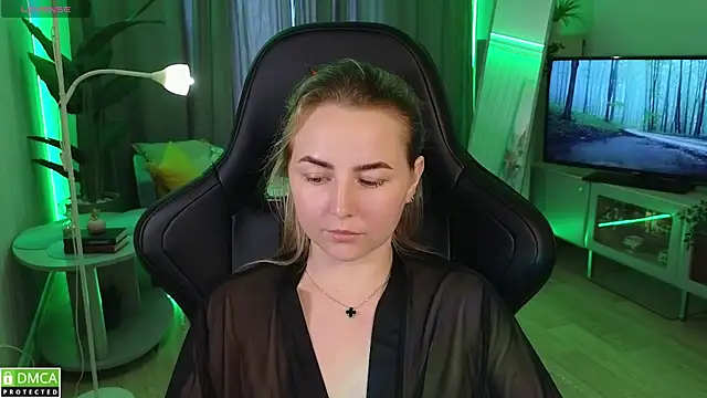 Mira_Mermayd's Live XXX Chat