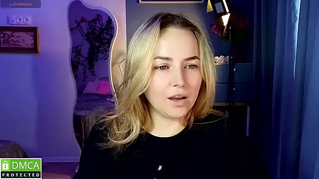 Mira_Mermayd's Live XXX Chat
