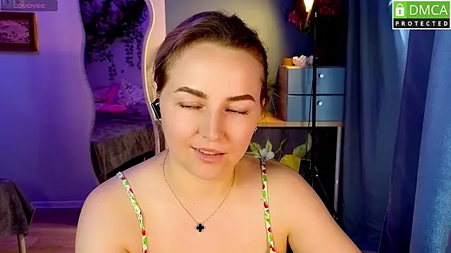 Mira_Mermayd's Live XXX Chat