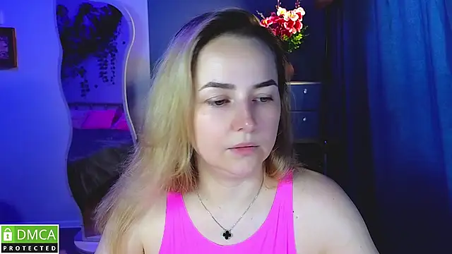 Chat XXX en directo de Mira_Mermayd