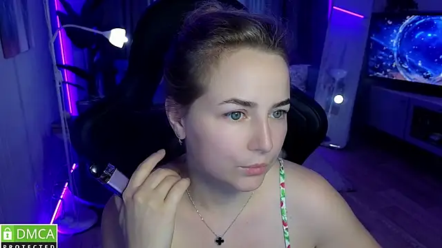 Živý XXX chat Mira_Mermayd