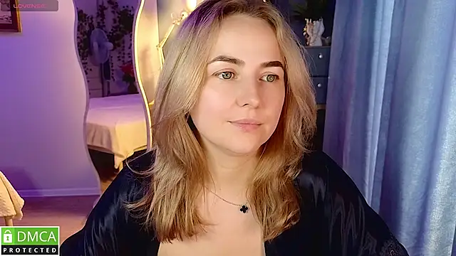Mira_Mermayd Live XXX-Chat