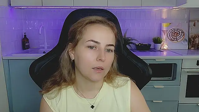 Chat XXX en directo de Mira_Mermayd