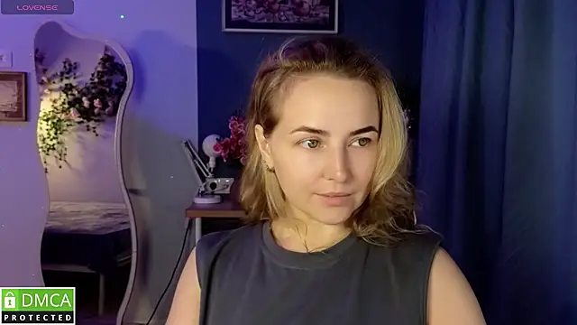 Mira_Mermayd Adlı Modelin Canlı XXX Sohbeti