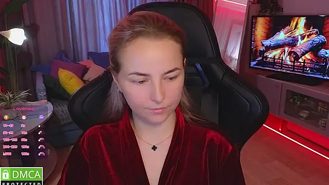 Mira_Mermayd's Live XXX Chat