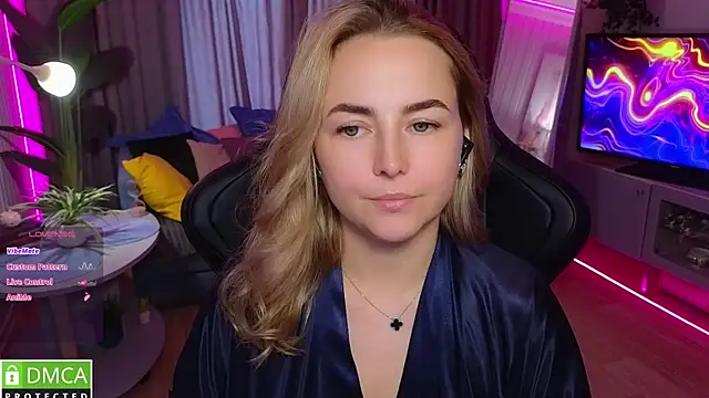 Mira_Mermayd's Live XXX Chat