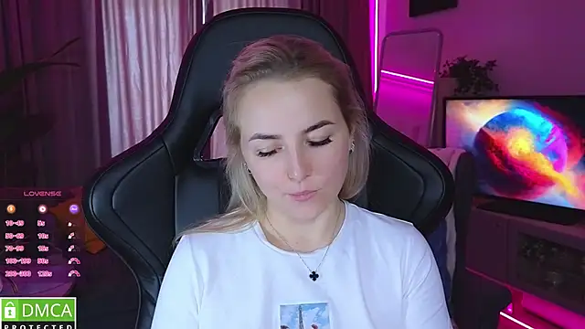 Mira_Mermayd Adlı Modelin Canlı XXX Sohbeti