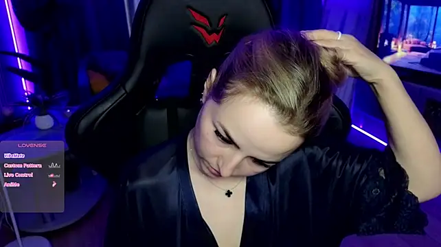 Živý XXX chat Mira_Mermayd