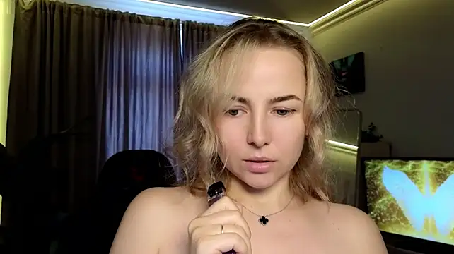 Mira_Mermayd's Live XXX Chat
