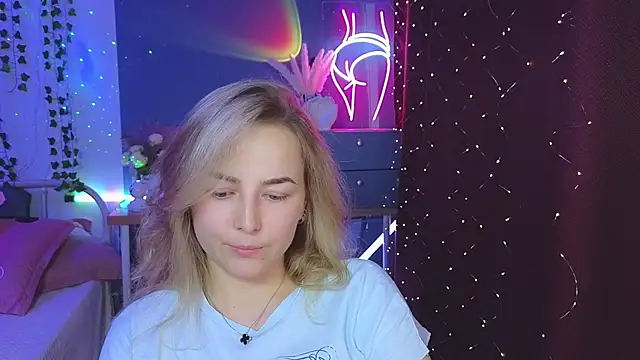 Chat XXX en directo de Mira_Mermayd