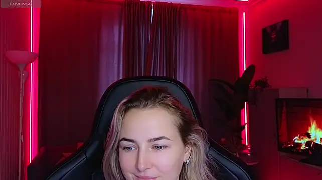 Mira_Mermayd Chat XXX in diretta