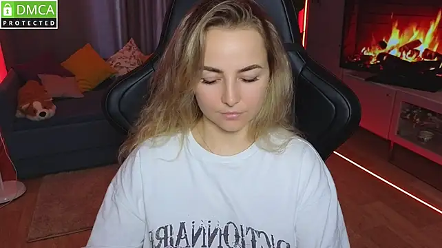 Mira_Mermayd's Live XXX Chat