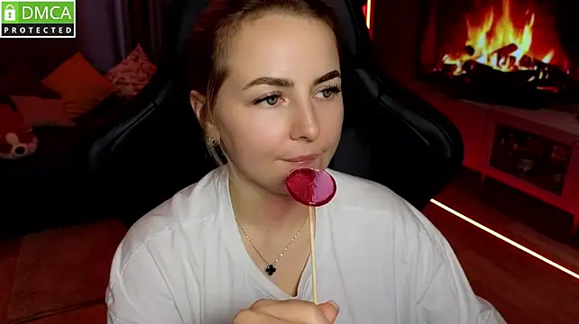 Chat +18 de Mira_Mermayd ao vivo