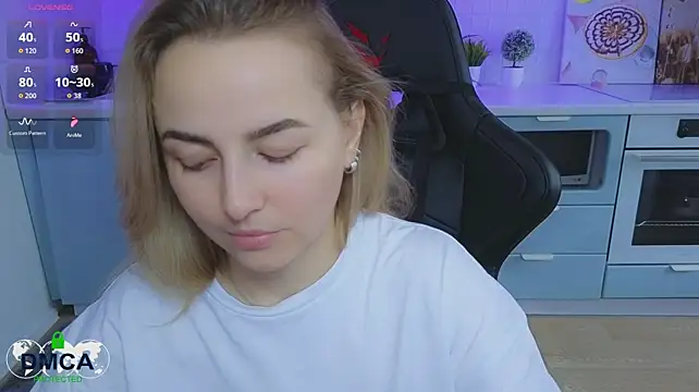 Mira_Mermayd Adlı Modelin Canlı XXX Sohbeti