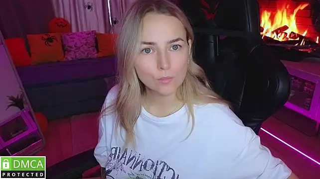 Chat XXX en directo de Mira_Mermayd