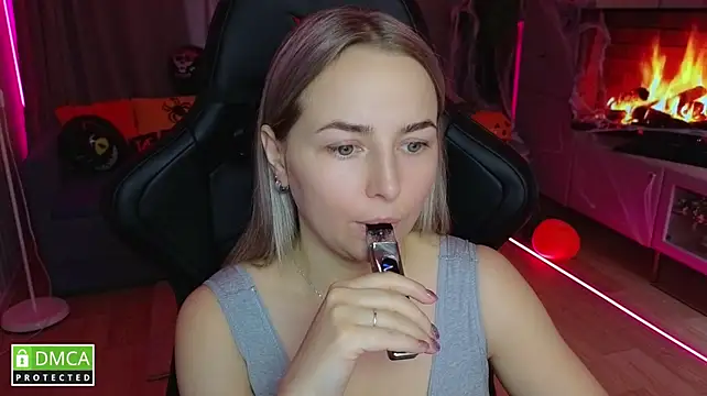 Mira_Mermayd Webcam Show
