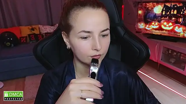 Mira_Mermayd's Live XXX Chat