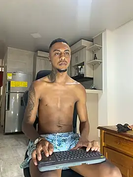 Show modela YeremiBrowm na web-kameri