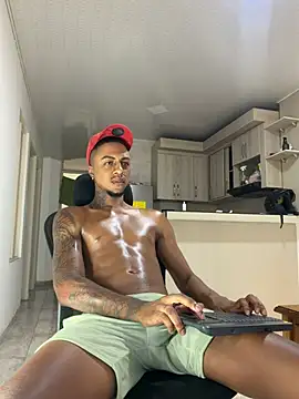 YeremiBrowm Webcam-Show