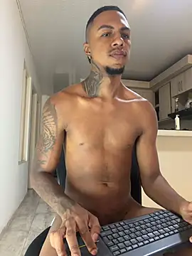 YeremiBrowm webcam show