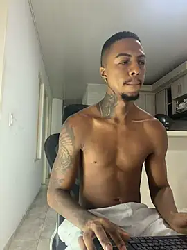 YeremiBrowmn Webbikameraesitys