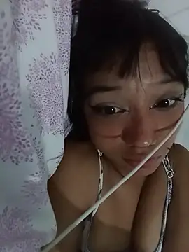 Kuppy14 élő XXX-chatje