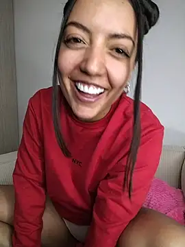 amycute_ Adlı Modelin Canlı XXX Sohbeti